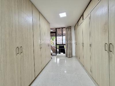 Casa de 4 alcobas en venta en La Floresta, Bucaramanga, 289 m² · foto 15 de 20