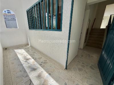 Casa de 4 alcobas en venta en Bosques Del Payador, Floridablanca · foto 2 de 20