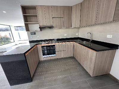 Casa de 3 alcobas en venta en El Bejucal, Cajicá, 175 m² · foto 3 de 20