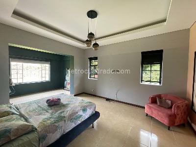 Casa de 4 alcobas en venta en Circasia, Armenia, 320 m² · foto 17 de 19