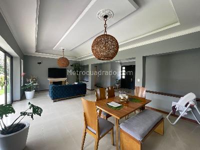 Casa de 4 alcobas en venta en Circasia, Armenia, 320 m² · foto 4 de 19