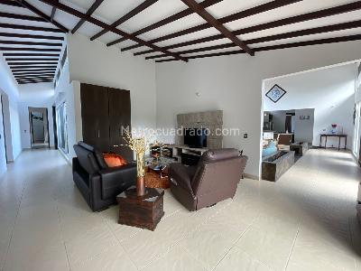 Casa de 3 alcobas en venta en Murillo, Armenia, 290 m² · foto 13 de 20
