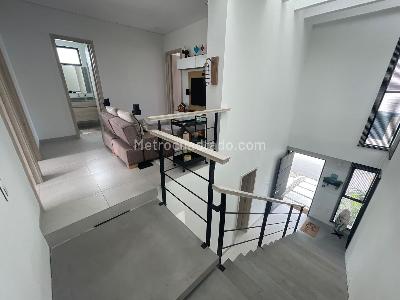 Casa de 3 alcobas en venta en Caimo, Armenia, 181 m² · foto 12 de 20