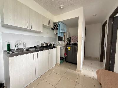 Apartamento en venta en Tres Esquinas, Armenia · foto 4 de 16