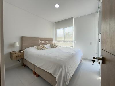 Apartamento de 2 alcobas en venta en Altos De Ciudad Jardin, Cali, 135 m² · foto 12 de 20