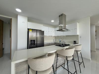 Apartamento de 2 alcobas en venta en Altos De Ciudad Jardin, Cali, 135 m² · foto 4 de 20