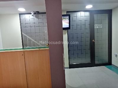 Casa de 2 alcobas en venta en Quinta Camacho, Bogotá, 200 m² · foto 7 de 8