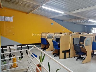 Casa de 2 alcobas en venta en Quinta Camacho, Bogotá, 200 m² · foto 5 de 8