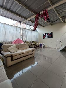 Casa en venta en San Cayetano, Bogotá · foto 4 de 15