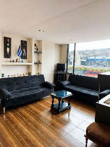 Apartamento de 5 alcobas en venta en Campin Occidental, Bogotá, 153 m² · foto 2 de 18