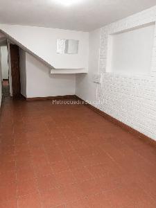 Casa de 5 alcobas en venta en Prado Pinzon, Bogotá, 220 m² · foto 2 de 12