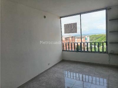Apartamento en venta en Melendez, Cali · foto 2 de 16