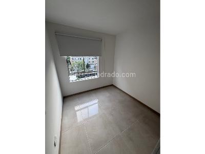 Apartamento en venta en Prados Del Norte, Cali · foto 2 de 13