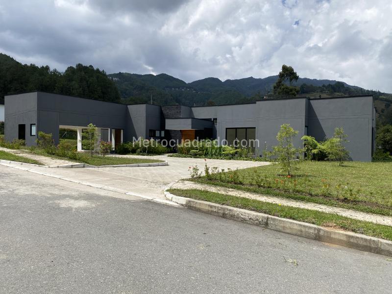 Casa en Arriendo, Fizebad, Retiro - 3