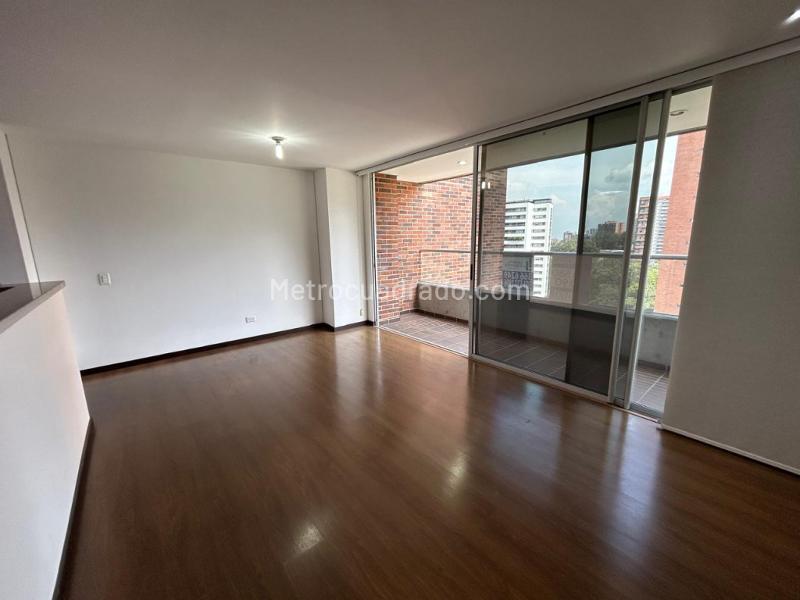 Apartamento en Arriendo, Loma Del Esmeraldal, Envigado - 2