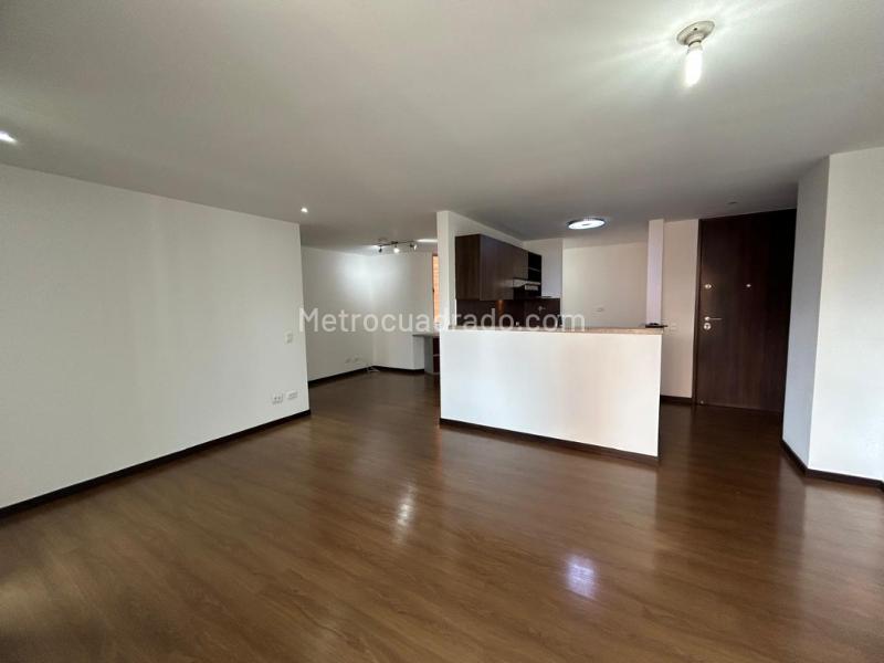 Apartamento en Arriendo, Loma Del Esmeraldal, Envigado - 3
