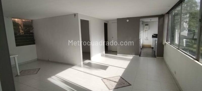 Beautiful 2BR Apartment in Altos Del Poblado - 3