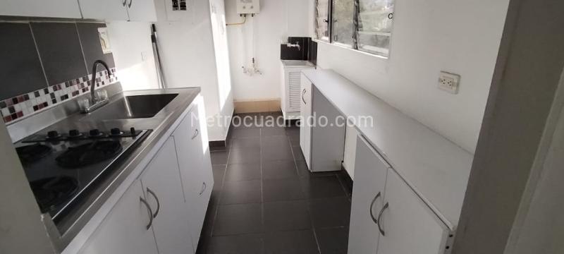 Beautiful 2BR Apartment in Altos Del Poblado - 4