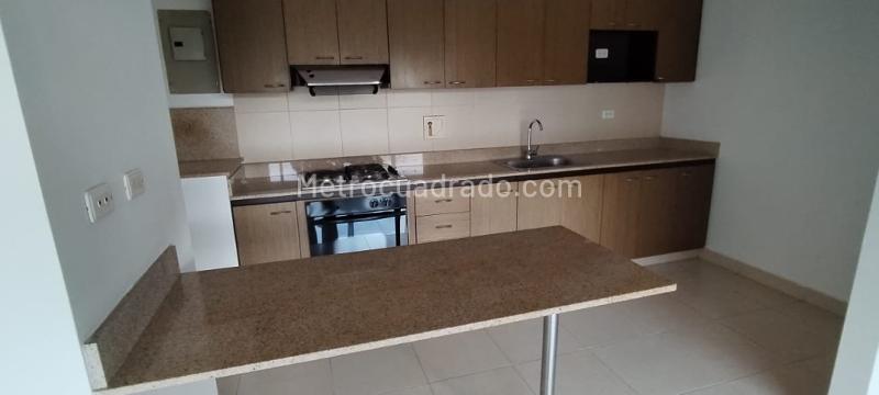 Apartamento en Arriendo, Benedictinos, Envigado - 3