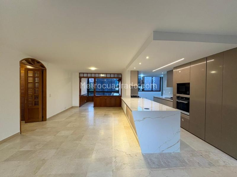 Beautiful 3BR Apartment in Patio Bonito - 5