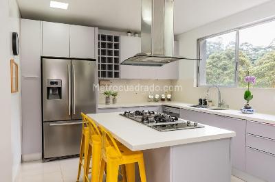 Apartamento en venta en El Tesoro, Medellín · foto 3 de 16