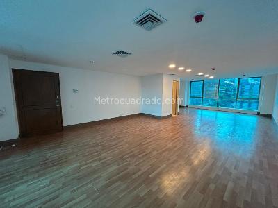 Oficina en Arriendo, Milla De Oro, Medellín