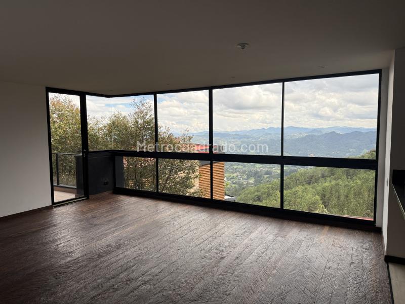 Apartamento en arriendo en Fizebad, El Retiro (129 m²) - 3