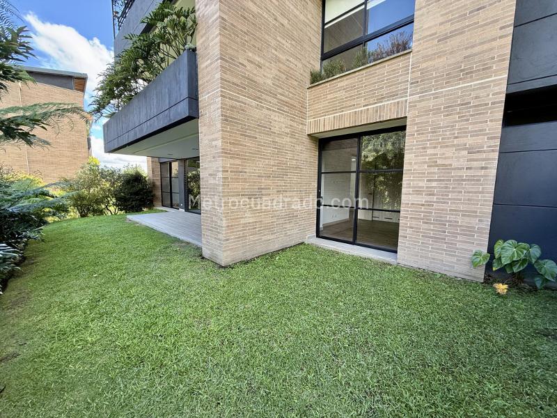 Exclusive 2BR Apartment with Garden in Haras Santa Lucía - 2