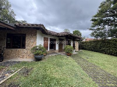 Casa de 4 alcobas en venta en Llanogrande, Rionegro, 304 m² · foto 2 de 20