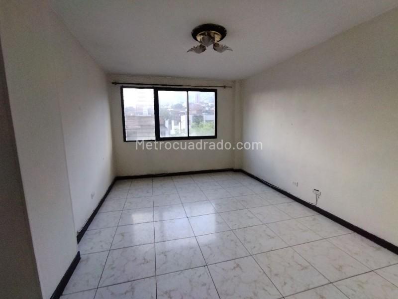 Spacious 4BR Apartment in Candelaria - 5