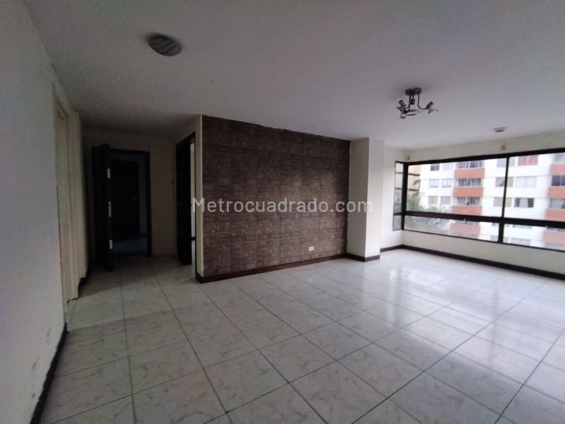 Spacious 4BR Apartment in Candelaria - 6