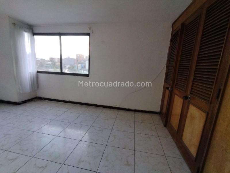 Spacious 4BR Apartment in Candelaria - 7
