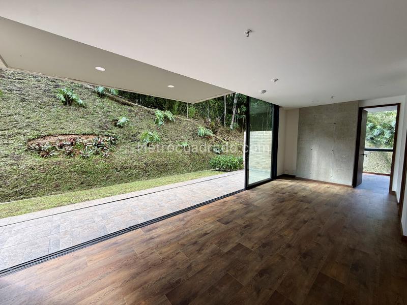 New 2BR Apartment with Terrace & Garden in La Fe, El Retiro - 2