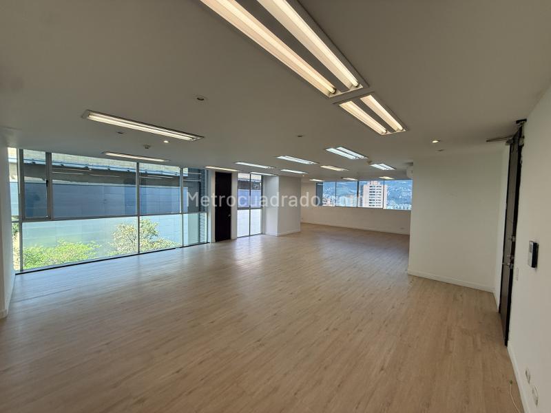 Oficina en Arriendo, El Poblado, Medellín - Vaade 2