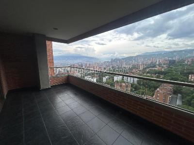 Apartamento de 3 alcobas en arriendo en Los Gonzalez, Medellín, 200 m² · foto 7 de 20
