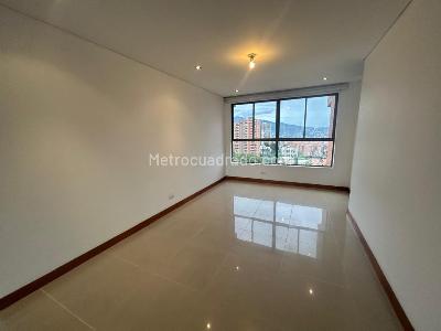 Apartamento de 3 alcobas en arriendo en Los Gonzalez, Medellín, 200 m² · foto 12 de 20