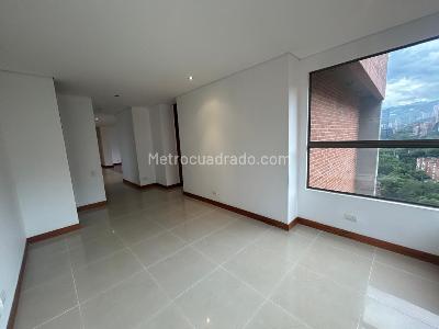 Apartamento de 3 alcobas en arriendo en Los Gonzalez, Medellín, 200 m² · foto 18 de 20