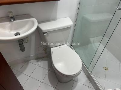 Apartamento en arriendo en La Tomatera, Medellín · foto 13 de 20