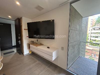 Apartamento en arriendo en La Tomatera, Medellín · foto 3 de 16