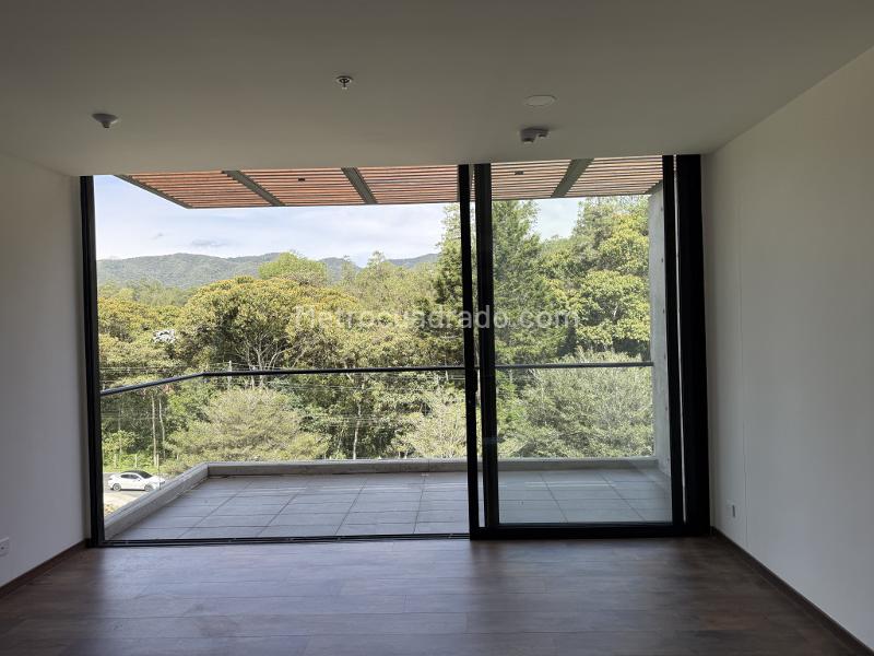 New 2BR Apartment with Amenities in La Fe, El Retiro - 2