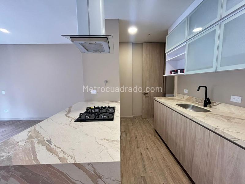 Modern 1BR Apartment in La Fe, El Retiro