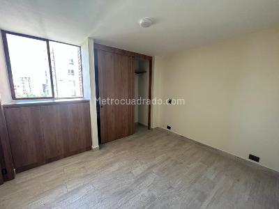 Apartaestudio en arriendo en Santa Maria De Los Angeles, Medellín, 58 m² · foto 3 de 13