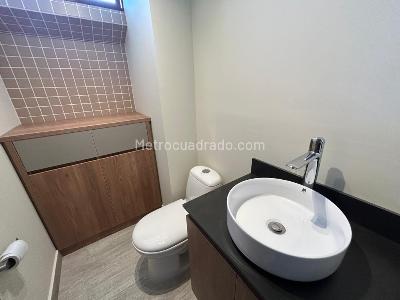 Apartaestudio en arriendo en Santa Maria De Los Angeles, Medellín, 58 m² · foto 9 de 13
