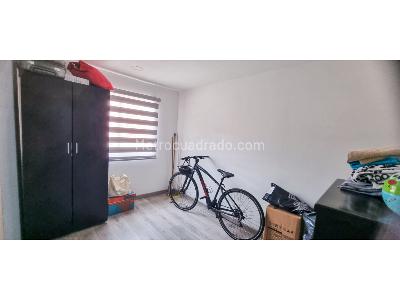Casa de 5 alcobas en venta en San Fernando Occidental, Bogotá, 265 m² · foto 10 de 14