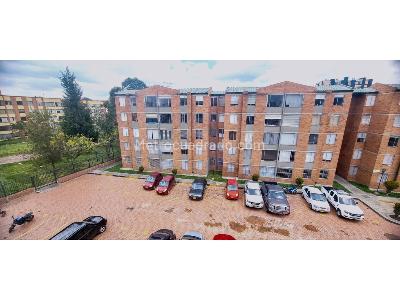 Apartamento en venta en Britalia, Bogotá · foto 2 de 19