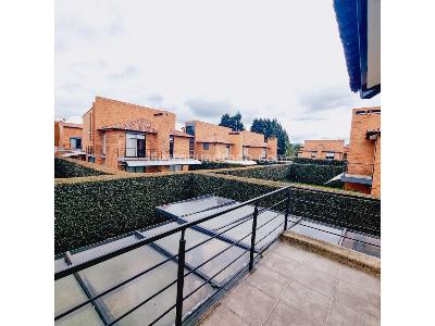 Casa de 5 alcobas en venta en Hacienda La Luna, Cajicá, 329 m² · foto 18 de 20