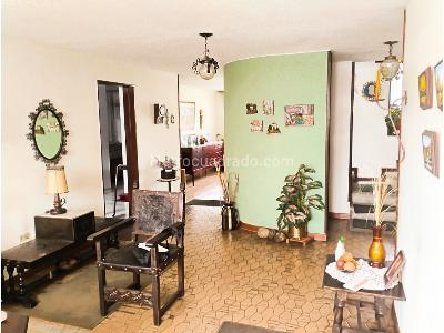 Casa de 5 alcobas en venta en San Nicolas, Bogotá, 280 m² · foto 3 de 15
