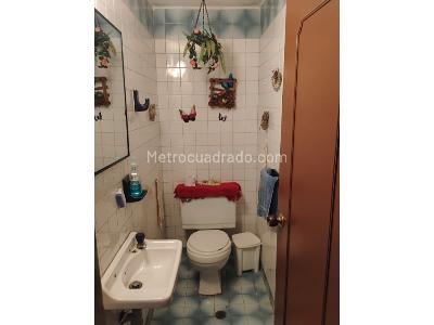 Casa de 5 alcobas en venta en San Nicolas, Bogotá, 280 m² · foto 13 de 15