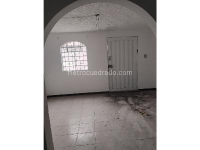 Casa en venta en El Carmen, Bogotá · foto 3 de 15