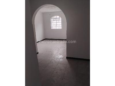 Casa en venta en El Carmen, Bogotá · foto 4 de 15
